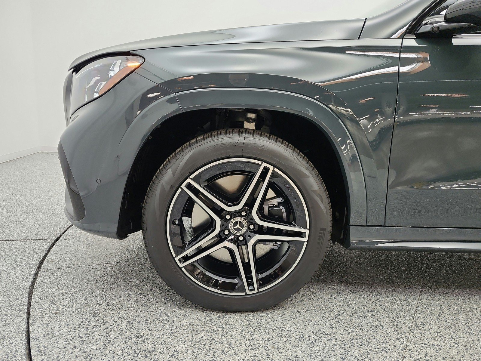 New 2027 Mercedes-Benz GLS 450 4MATIC image 15