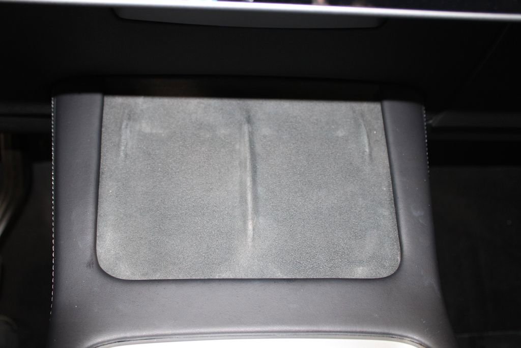 Used 2021 Tesla Model Y Long Range image 39