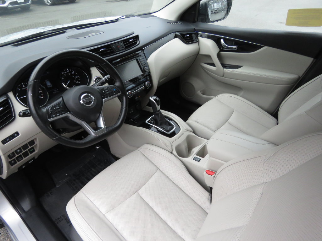 Used 2019 Nissan Rogue Sport SL AWD/4WD image 11