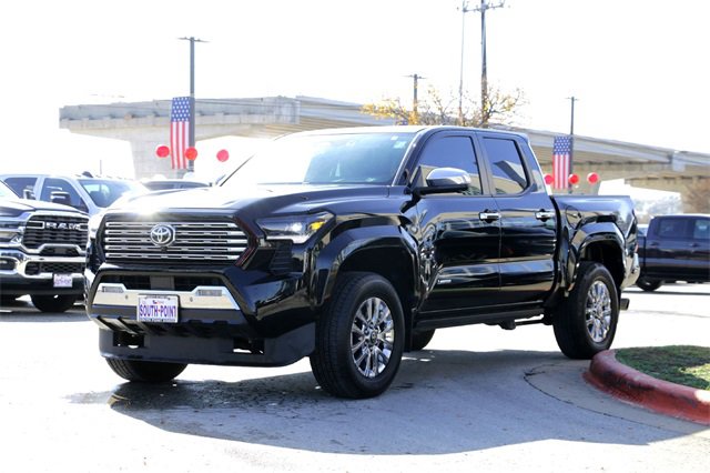 Used 2024 Toyota Tacoma Limited image 7