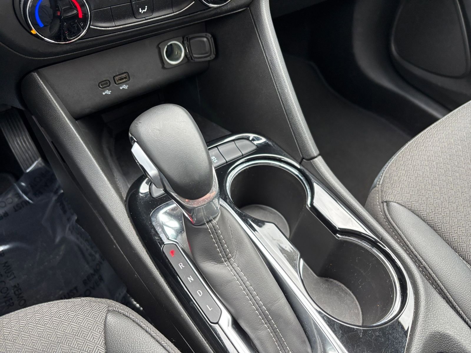 Used 2025 Buick Encore GX Preferred image 41