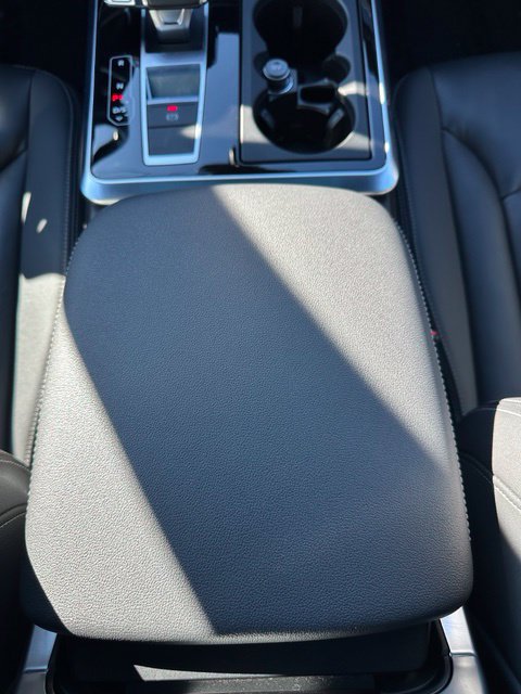 Used 2021 Audi Q8 Premium AWD/4WD image 38