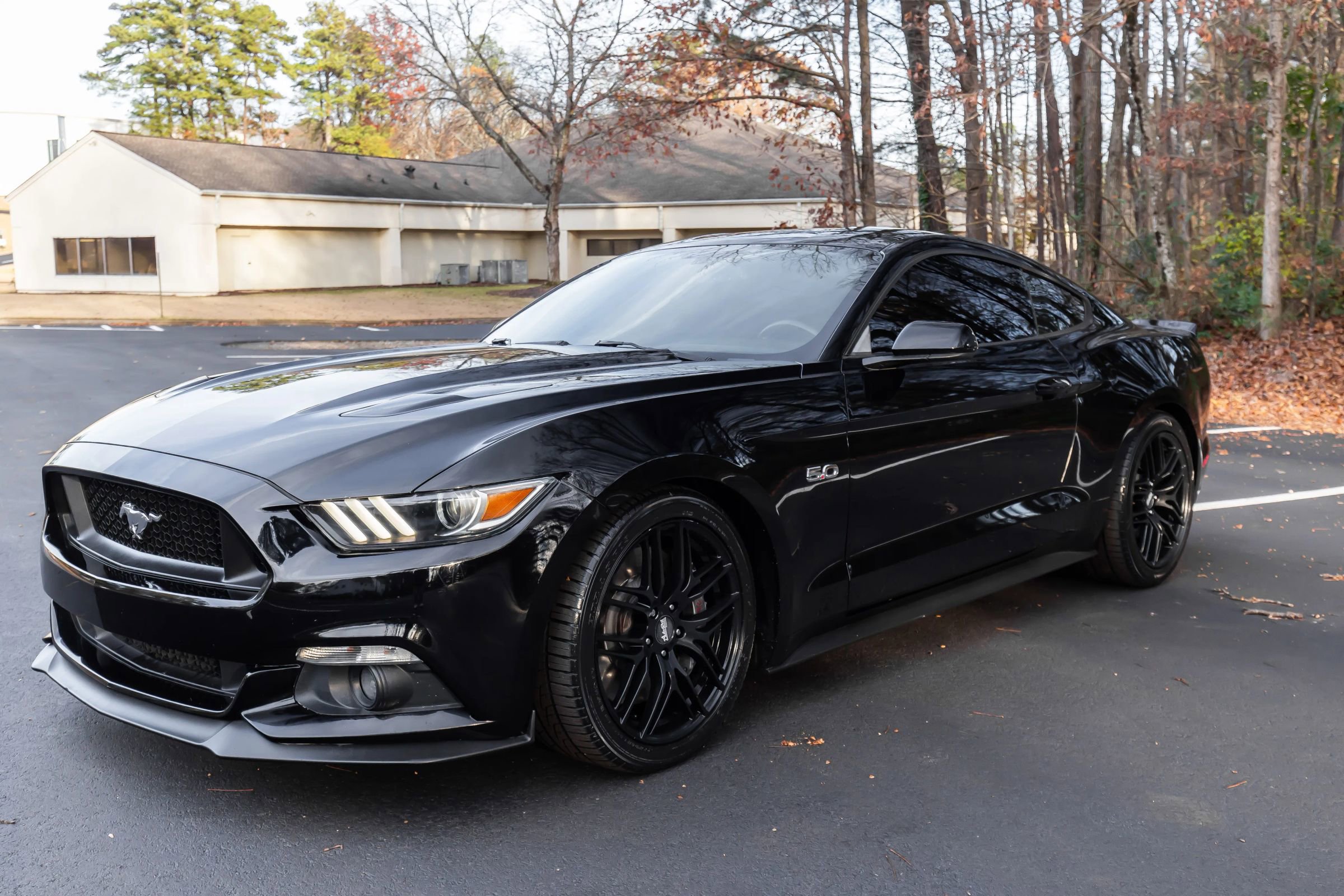 Used 2017 Ford Mustang GT w/ GT Performance Package image 7