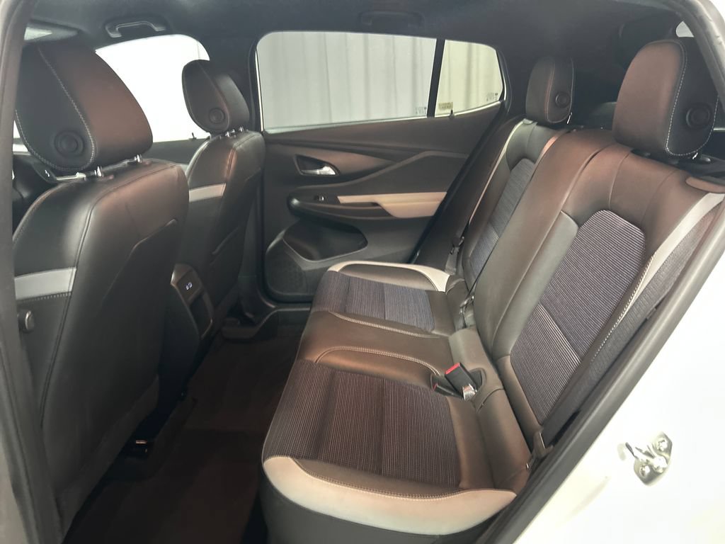 Used 2025 Buick Envista Preferred FWD image 23