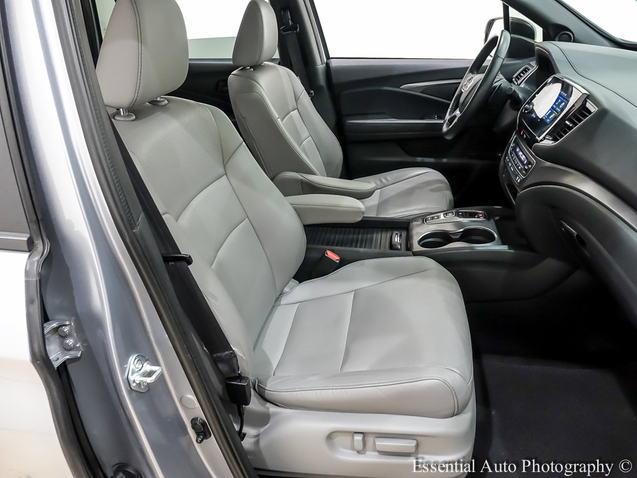 Used 2022 Honda Passport EX-L image 32