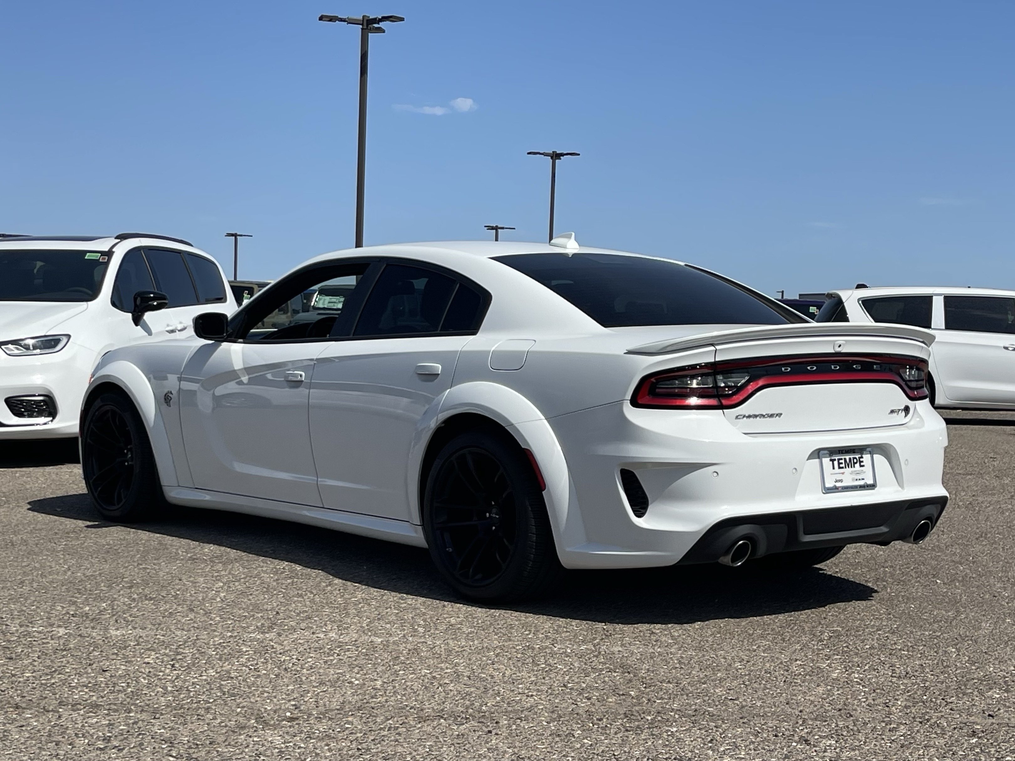 Used 2022 Dodge Charger SRT Hellcat RWD image 4