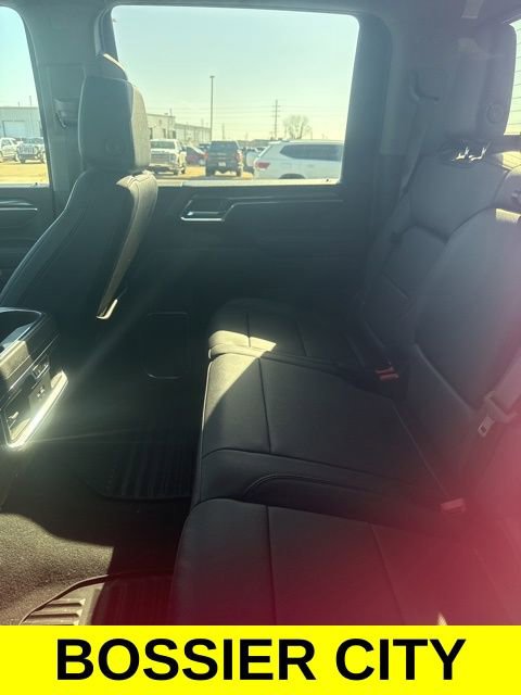 Used 2024 Chevrolet Silverado 2500 LTZ w/ LTZ Convenience Package image 9