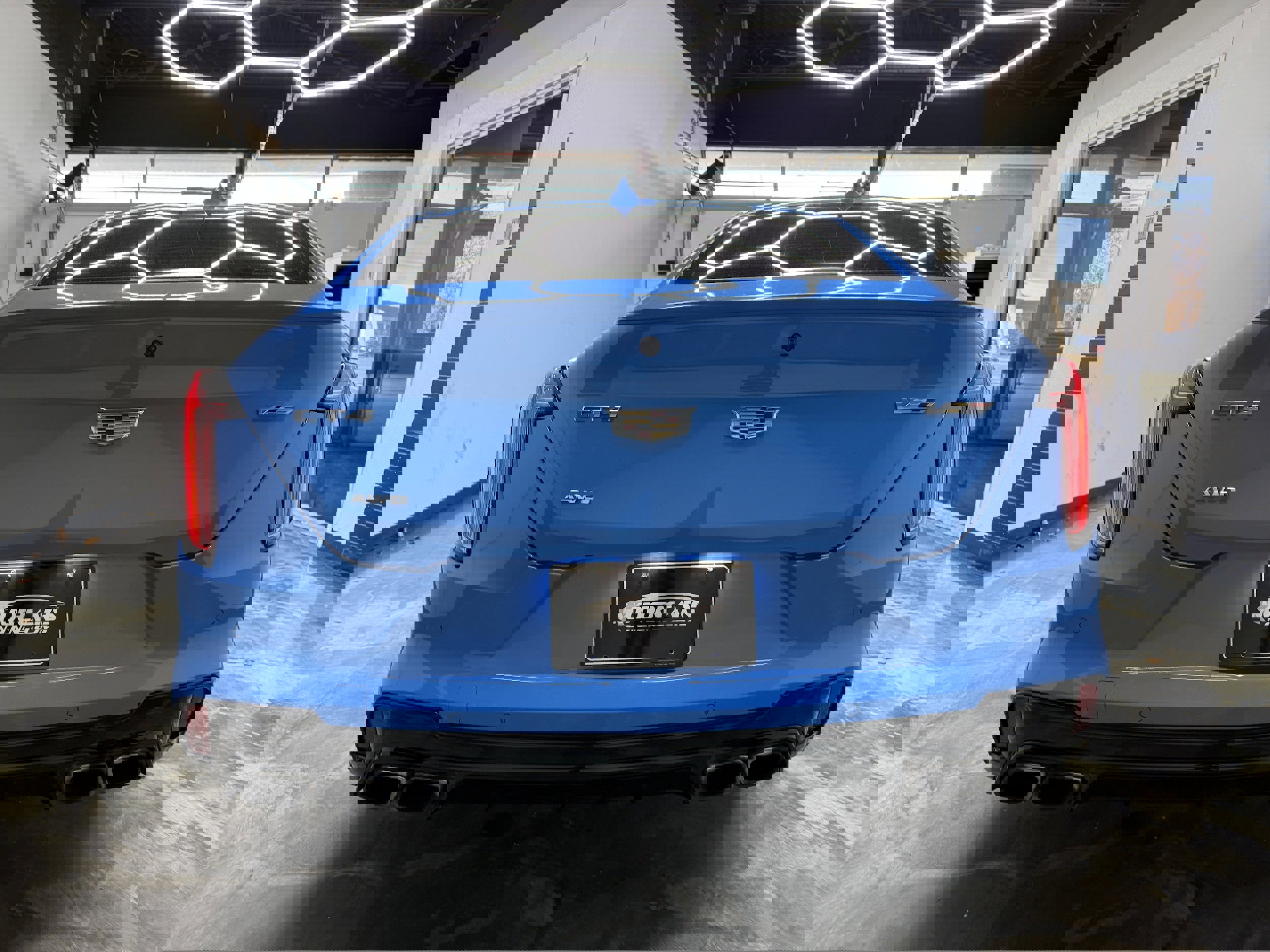 Used 2023 Cadillac CT4 V image 5