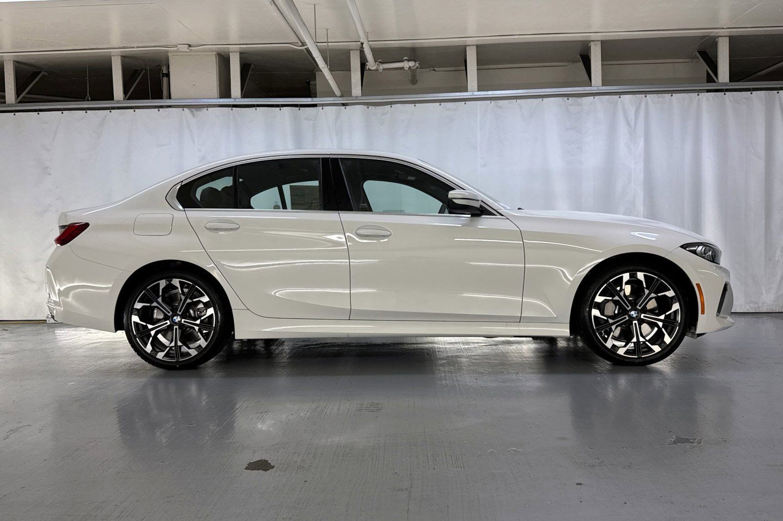 New 2026 BMW 330i Sedan w/ Premium Package image 8