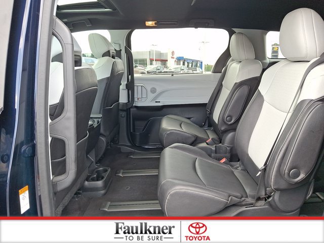 Certified 2025 Toyota Sienna XSE w/ XSE Plus Package AWD/4WD image 10