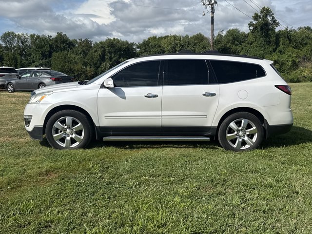 Used 2016 Chevrolet Traverse LTZ AWD/4WD image 3