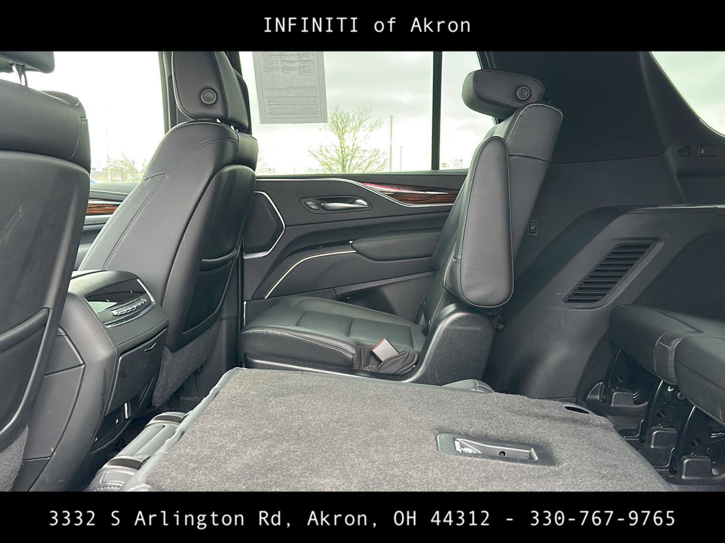 Used 2022 Cadillac Escalade Luxury image 35