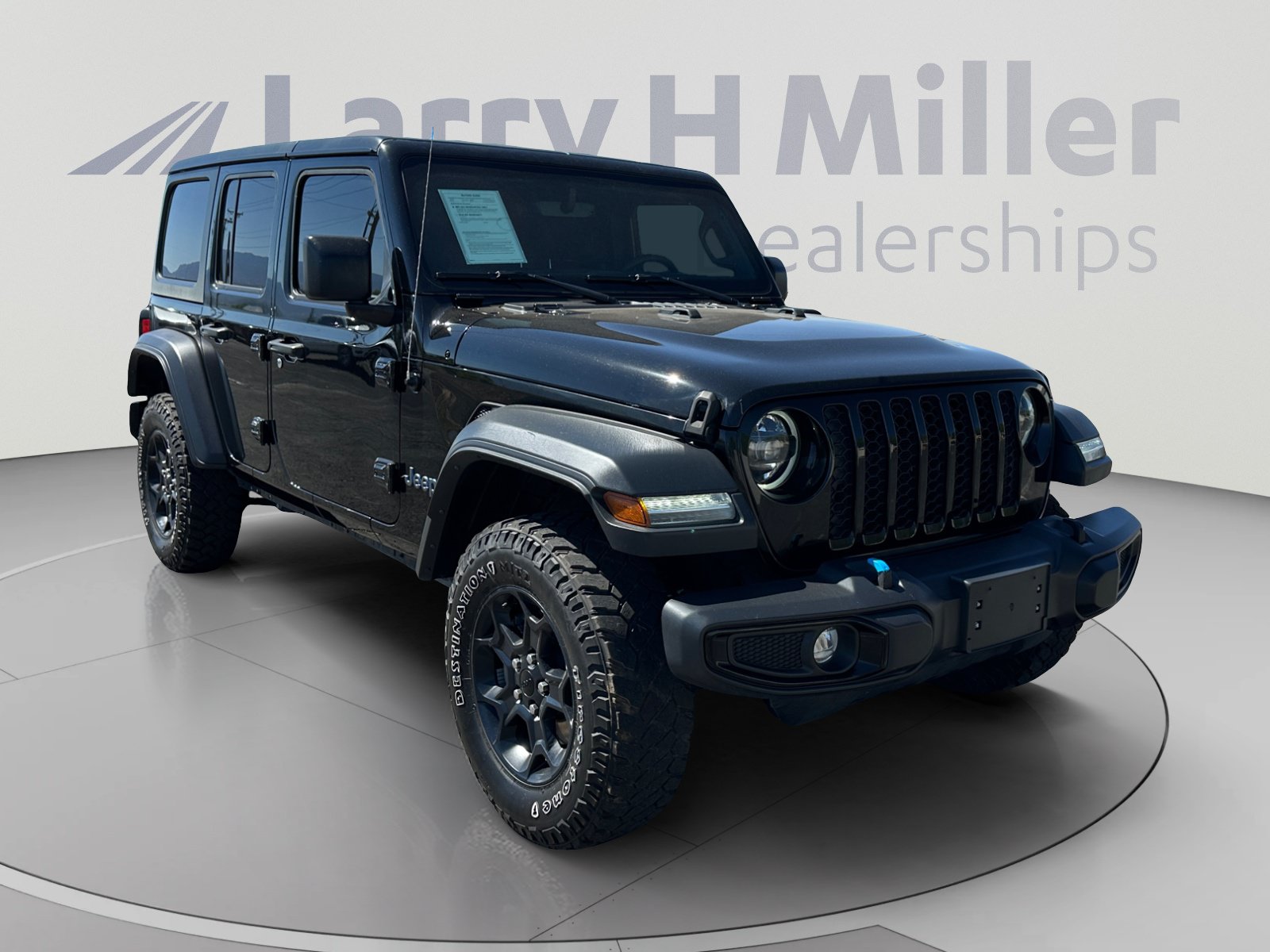 Used 2023 Jeep Wrangler Unlimited w/ 8.4" Radio Group AWD/4WD image 7