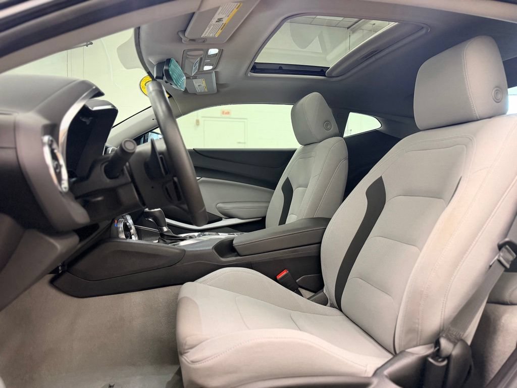 Used 2023 Chevrolet Camaro SS RWD image 12