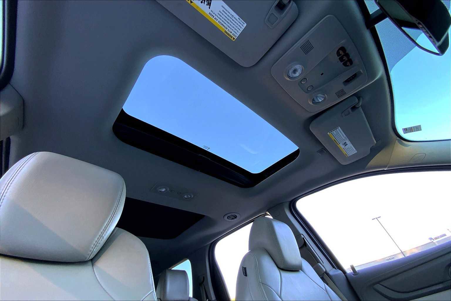 Used 2016 GMC Acadia SLT w/ Open Road Package image 13