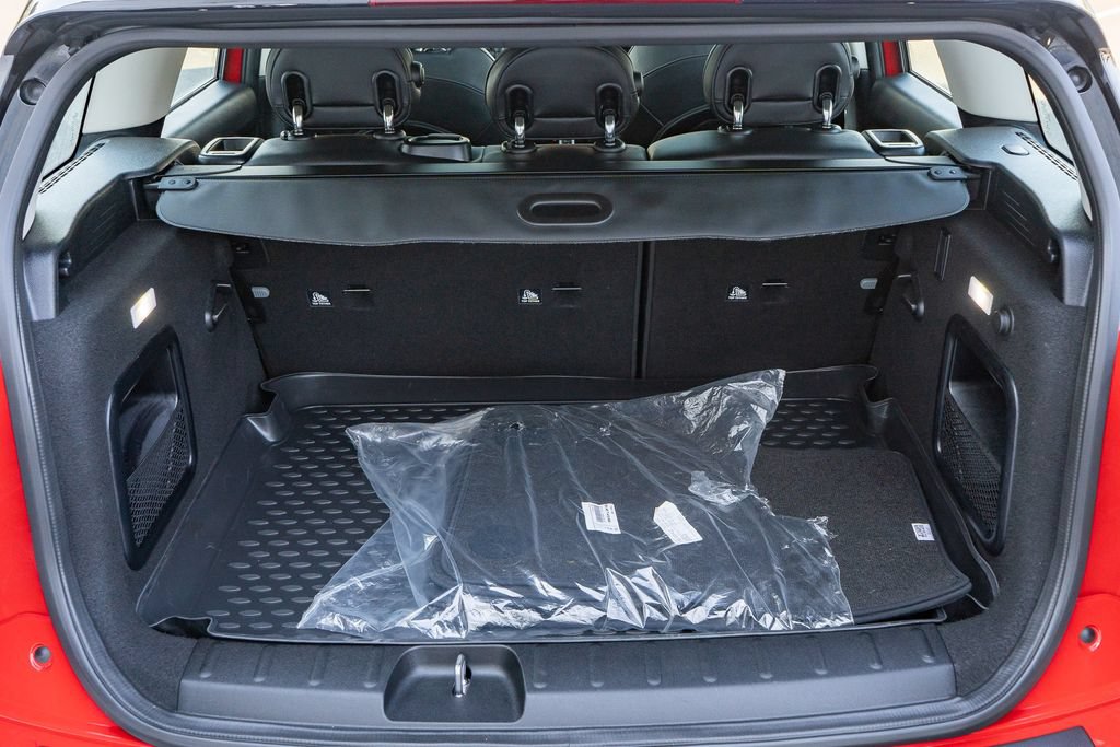 Used 2021 MINI Cooper Clubman S w/ Storage Package AWD/4WD image 18