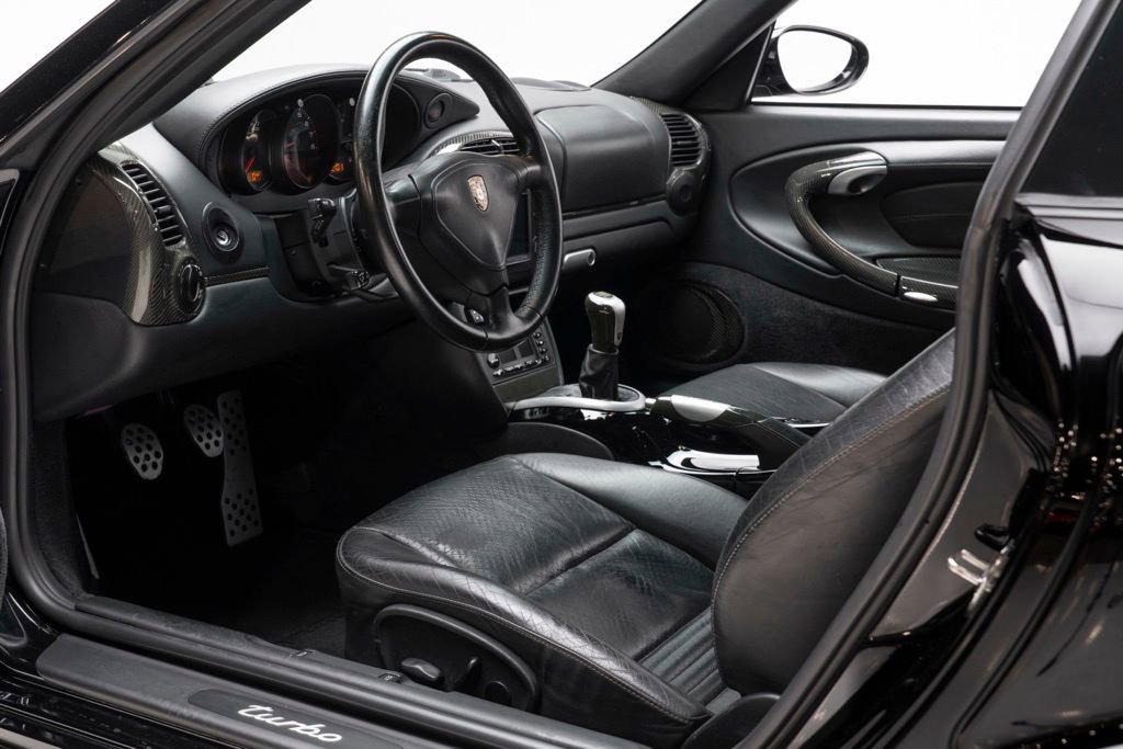 Used 2001 Porsche 911 Turbo image 11