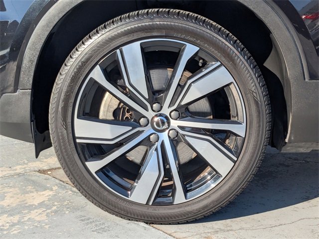 Used 2021 Volvo XC40 P8 Recharge w/ Advanced Package image 10