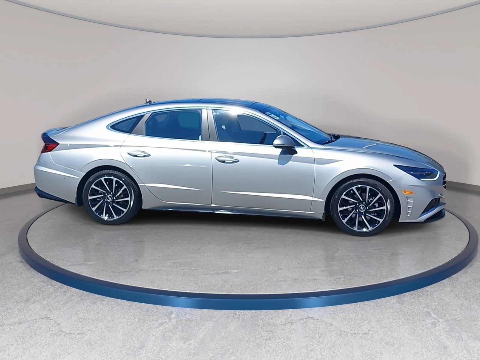 Used 2021 Hyundai Sonata Limited FWD image 4