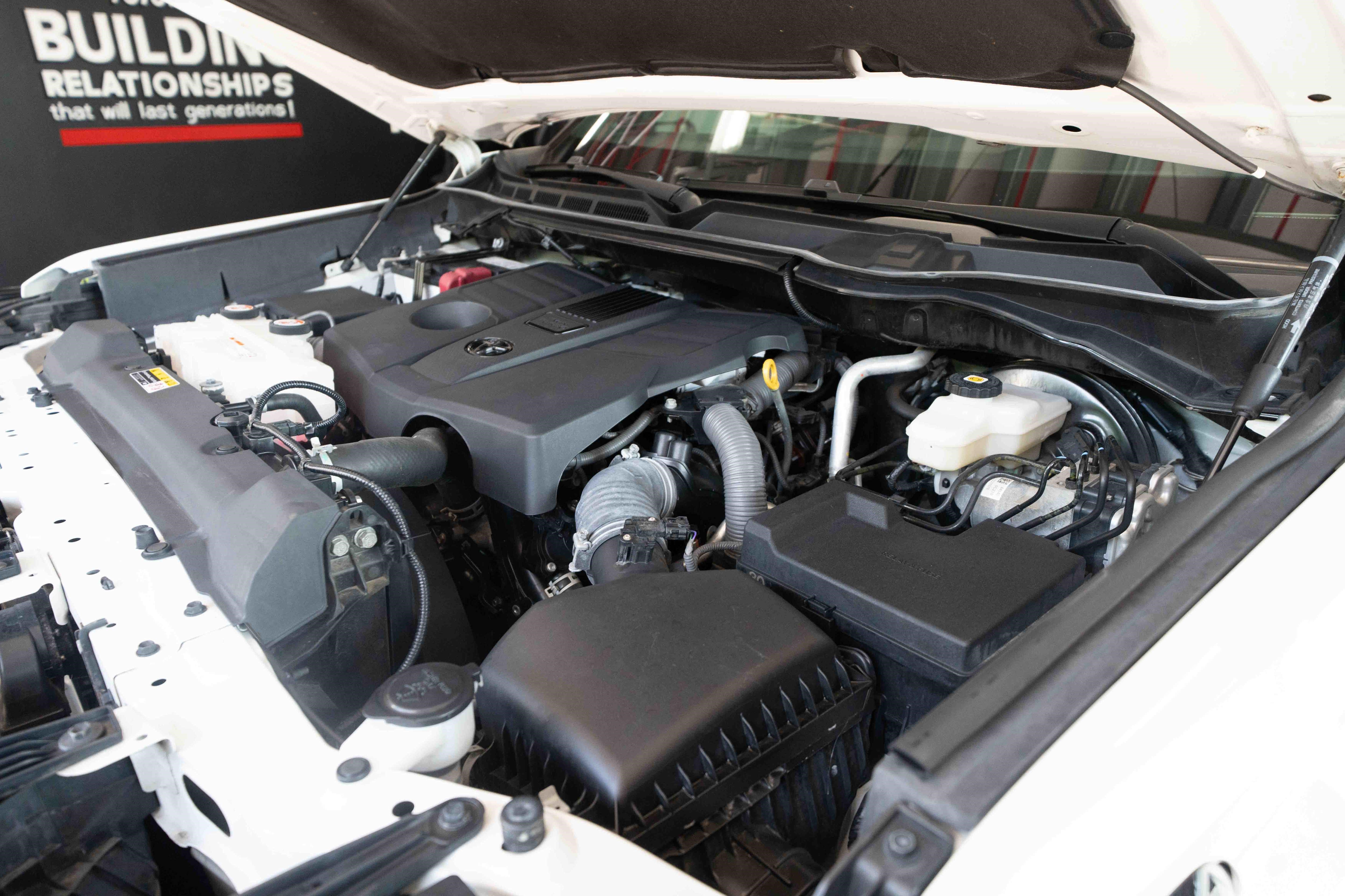 Used 2022 Toyota Tundra Platinum w/ Advanced Package AWD/4WD image 33