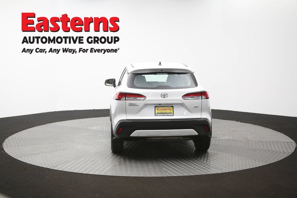 Used 2023 Toyota Corolla Cross L AWD/4WD image 39