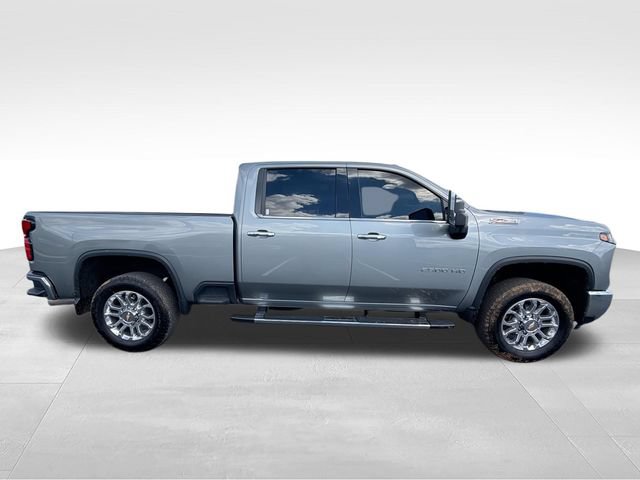 Used 2025 Chevrolet Silverado 2500 LTZ w/ LTZ Plus Package AWD/4WD image 9