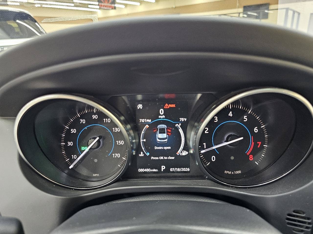 Used 2018 Jaguar F-PACE Premium AWD/4WD image 33