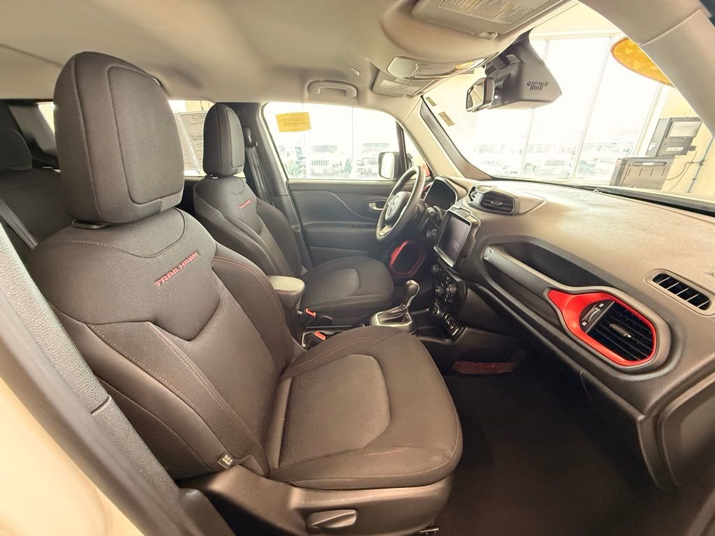 Certified 2023 Jeep Renegade Trailhawk image 15