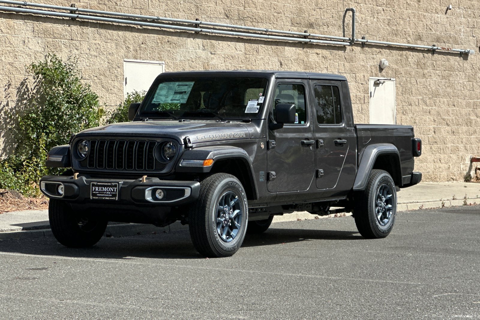 New 2026 Jeep Gladiator Sport AWD/4WD image 7