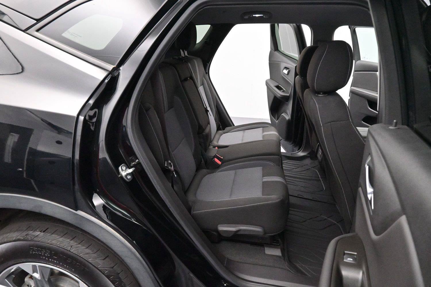 Used 2023 Chevrolet Blazer LT w/ Convenience Package FWD image 34