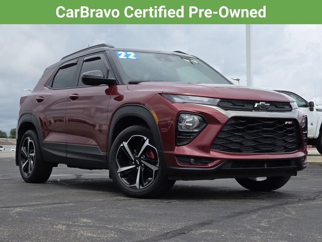 Used 2022 Chevrolet TrailBlazer RS w/ Sun and Liftgate Package AWD/4WD image 2