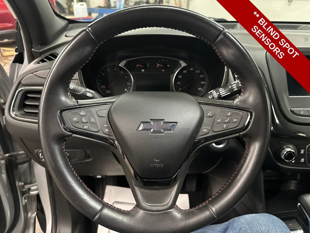 Used 2022 Chevrolet Equinox RS AWD/4WD image 17