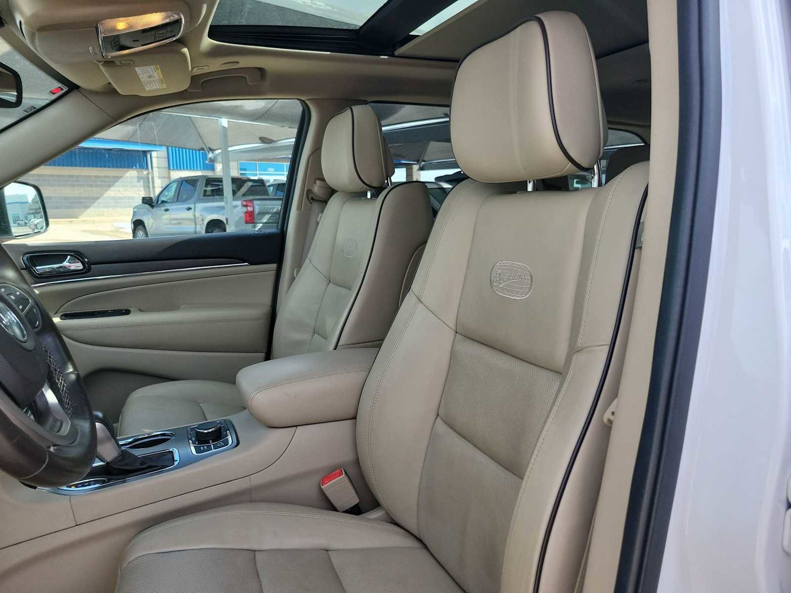 Used 2021 Jeep Grand Cherokee Overland image 7