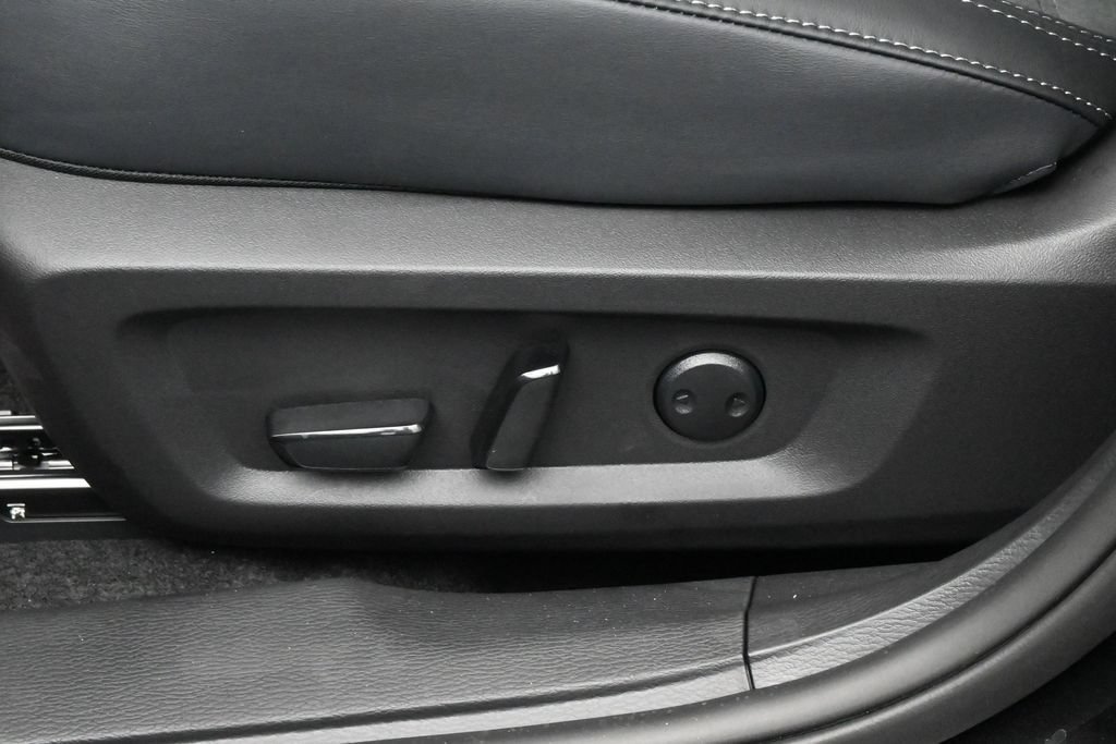 New 2026 Mitsubishi Outlander SE FWD image 12