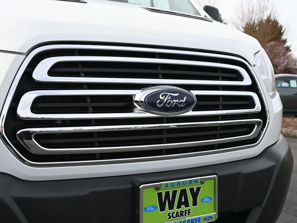 Used 2018 Ford Transit 350 XLT image 11