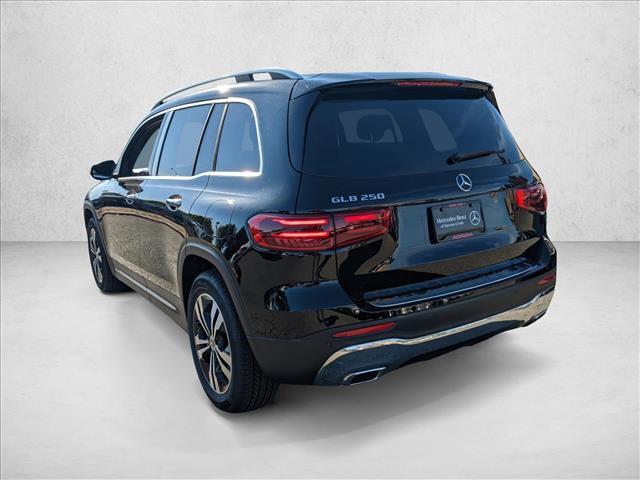 Certified 2025 Mercedes-Benz GLB 250 image 8