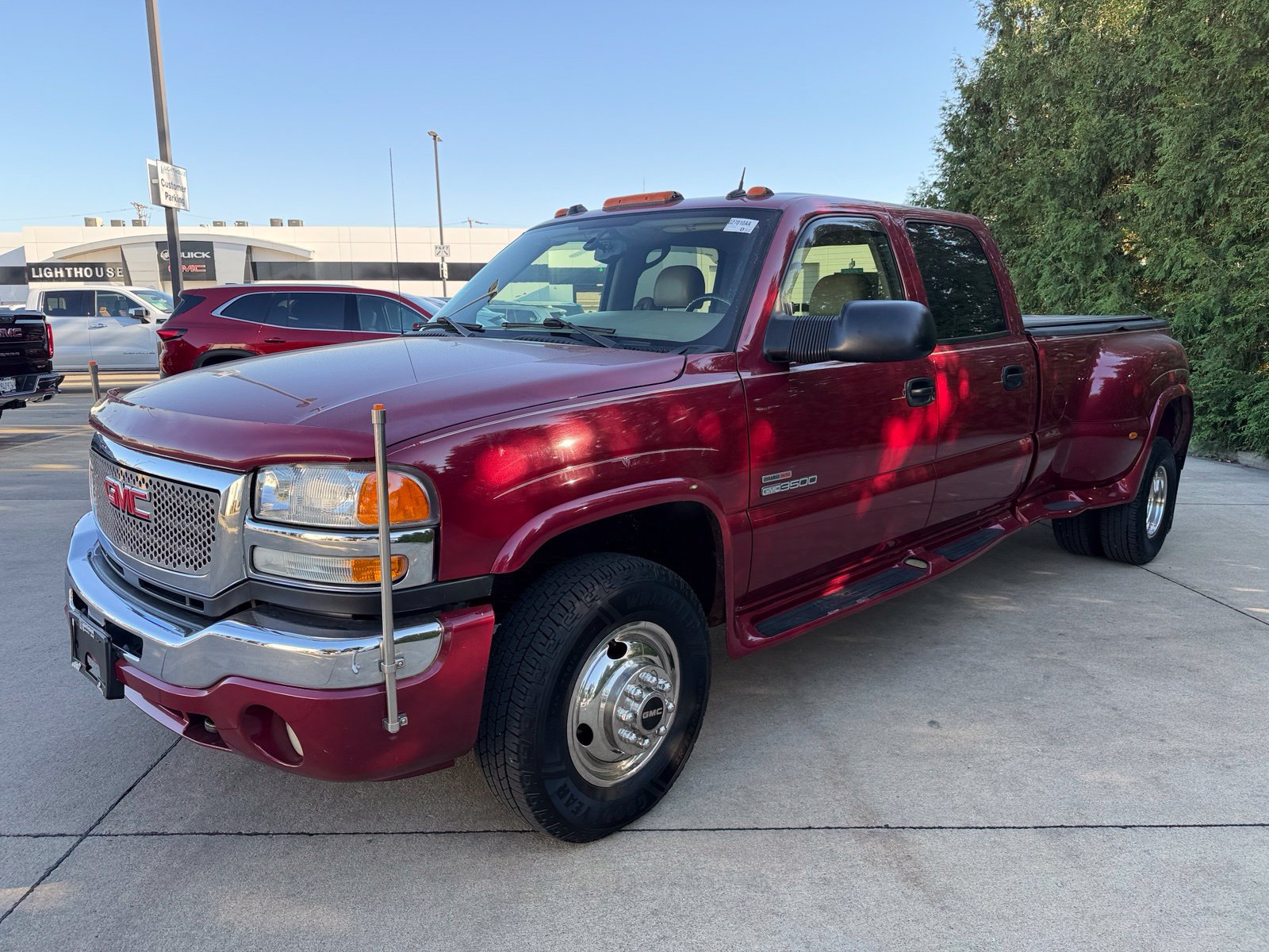Used 2005 GMC Sierra 3500 SLT w/ Heavy-Duty Power Package RWD image 7