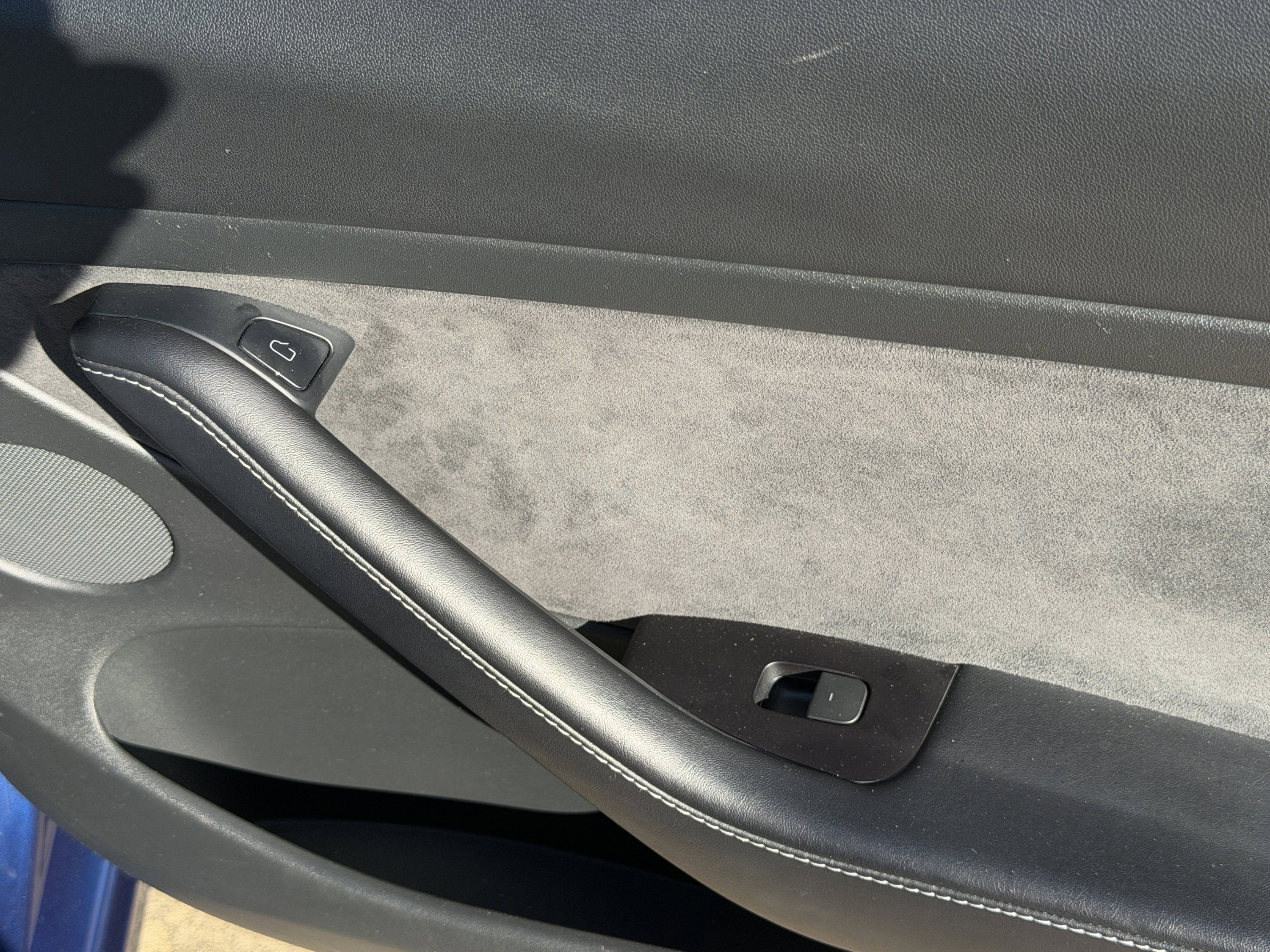 Used 2022 Tesla Model 3 Standard Range image 26