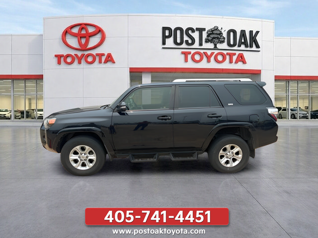 Used 2018 Toyota 4Runner SR5 Premium AWD/4WD image 2