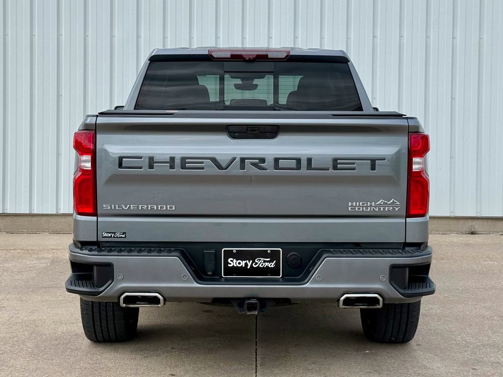 Used 2021 Chevrolet Silverado 1500 High Country w/ Technology Package AWD/4WD image 5