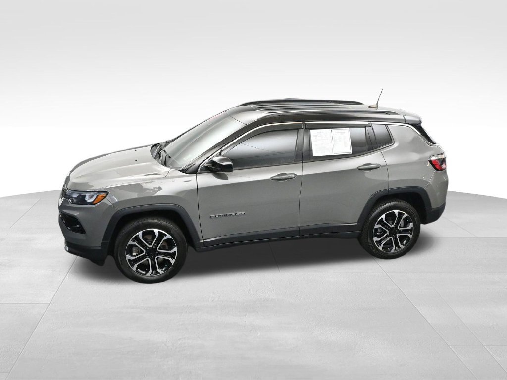 Used 2023 Jeep Compass Limited AWD/4WD image 33
