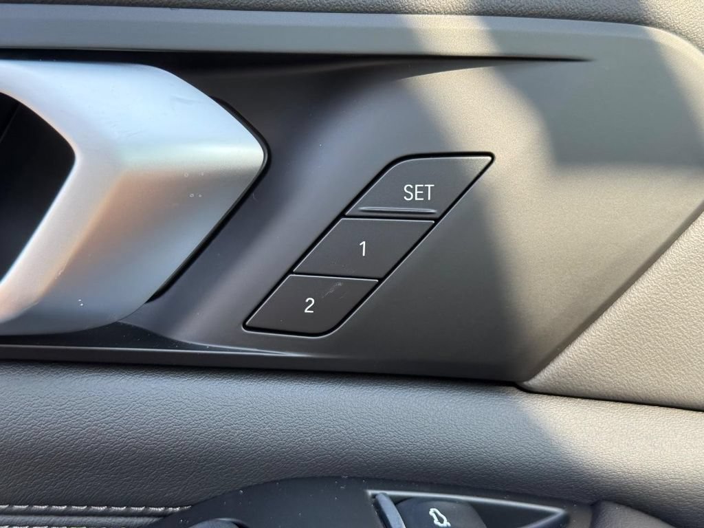 New 2026 BMW X5 xDrive40i AWD/4WD image 11
