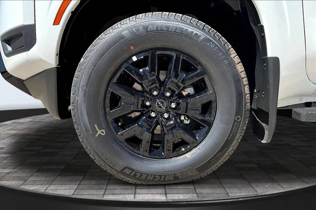 New 2026 Nissan Frontier SV w/ SV Convenience Package AWD/4WD image 12