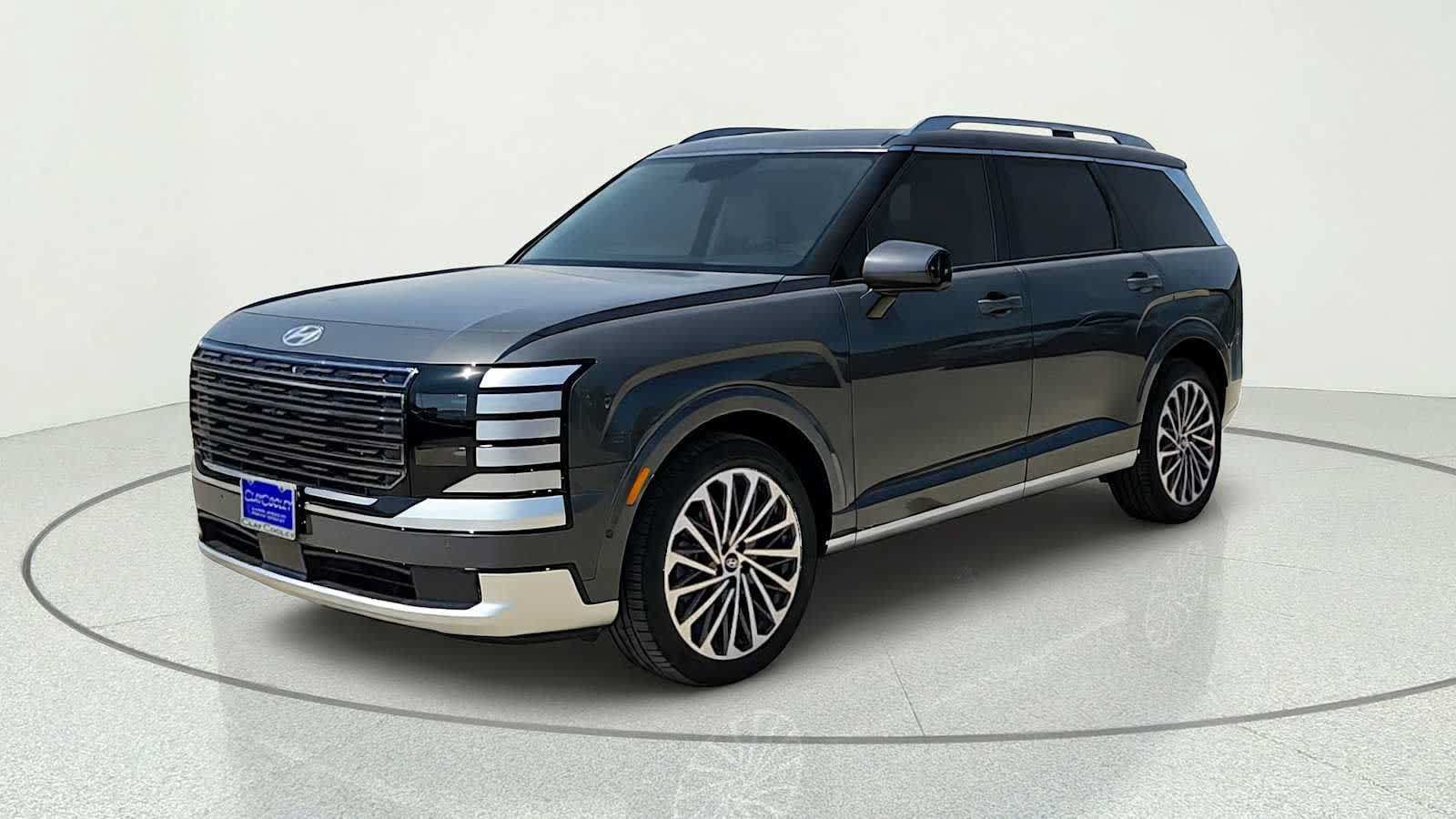 New 2026 Hyundai Palisade Calligraphy FWD image 3
