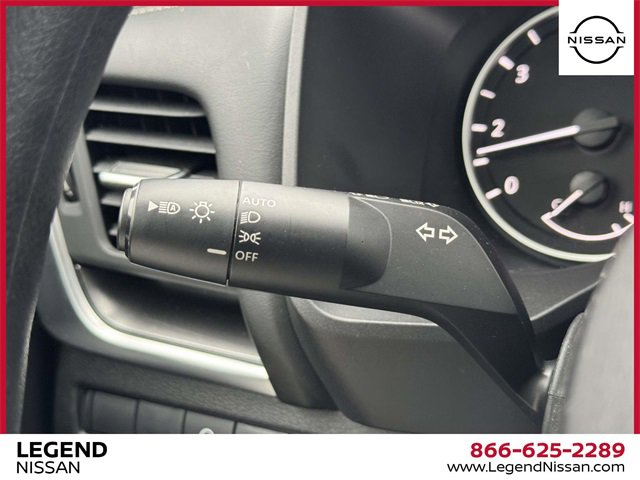 Certified 2024 Nissan Rogue SV image 50