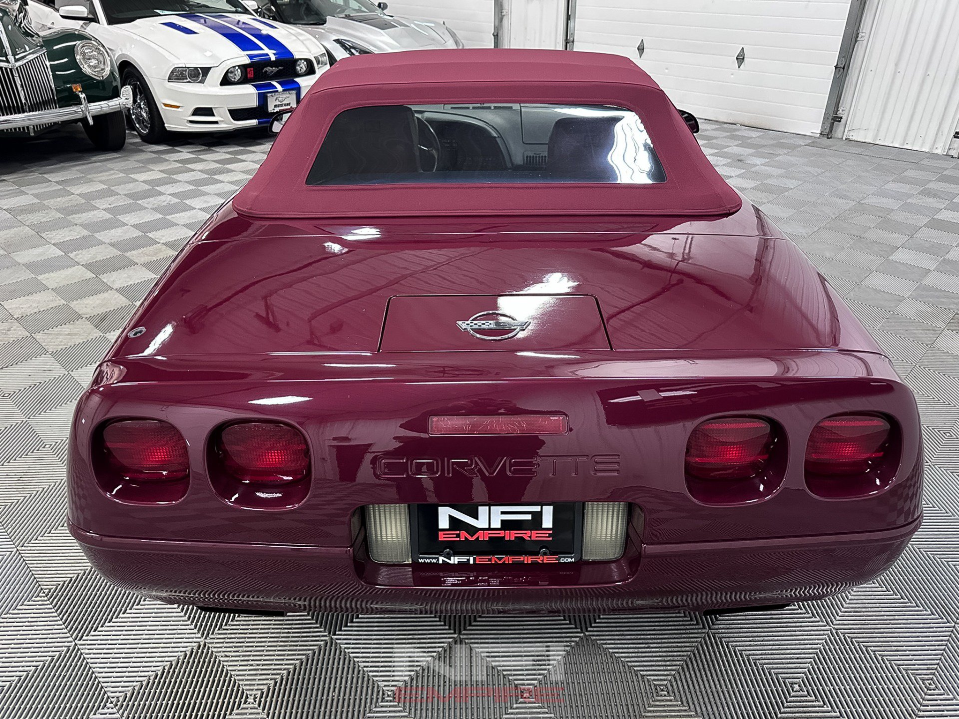 Used 1993 Chevrolet Corvette Convertible RWD image 17