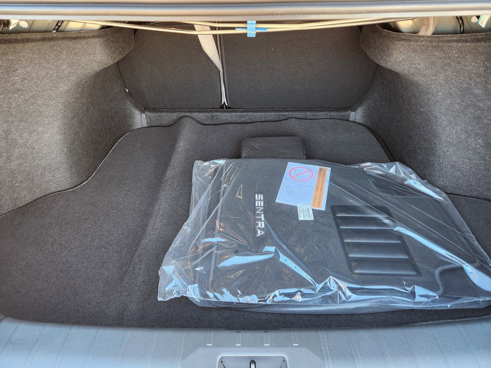 New 2026 Nissan Sentra SL w/ Floor Mat Package image 30