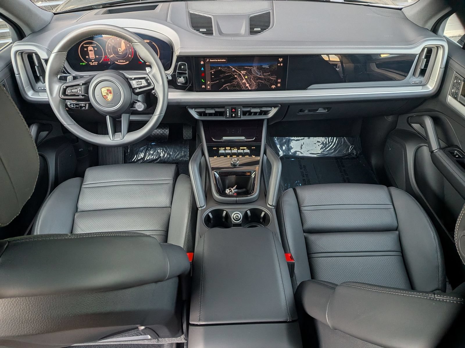 Certified 2025 Porsche Cayenne AWD/4WD image 21