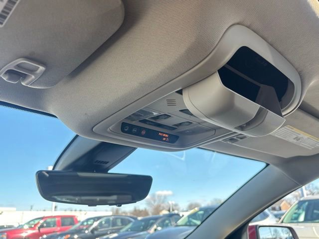 Used 2021 GMC Acadia Denali w/ Denali Ultimate Package AWD/4WD image 26
