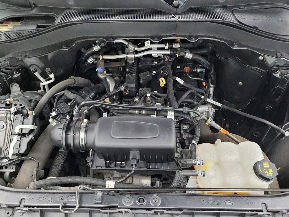 Used 2023 Ford Explorer XLT image 30